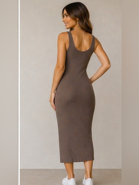 H&M Dresses & Skirts - H&M Ribbed Sleeveless Maxi Dress in Taupe